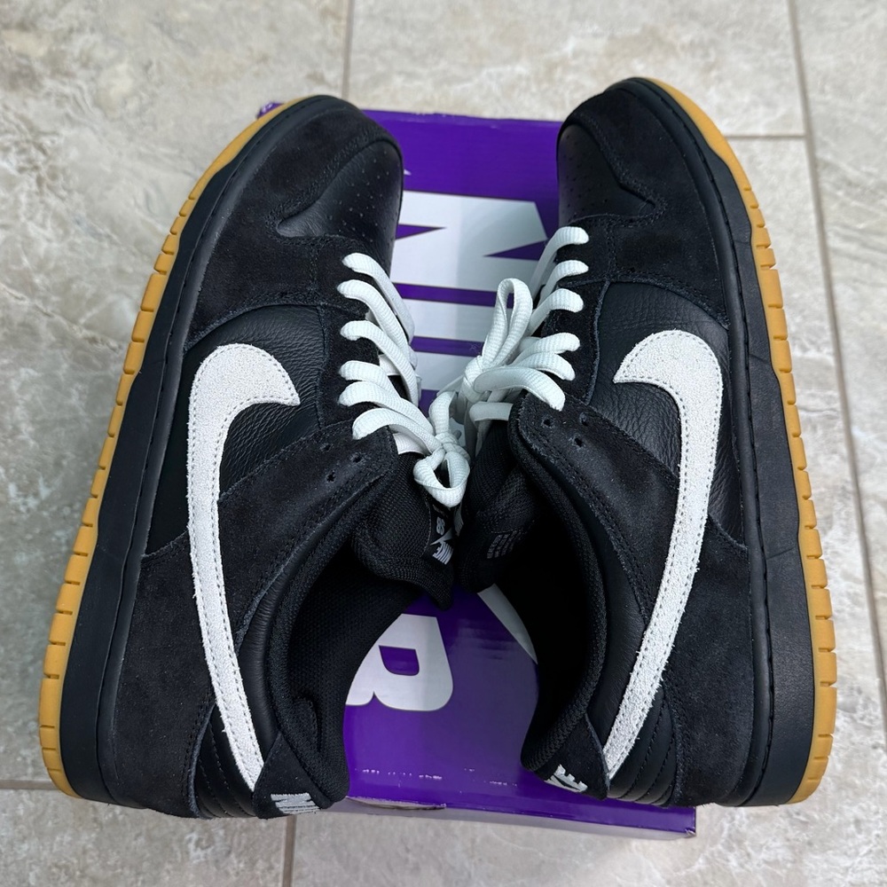 Nike SB Dunk Low Pro in Black and White with Gum Sole - Picture 8 of 10